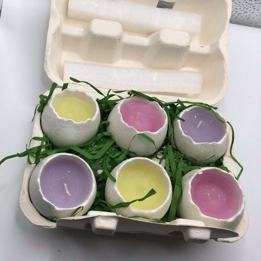NWOT Beautiful Easter Egg Candles -So very cute…..